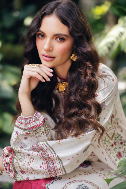 Soft White Silky 2-piece set